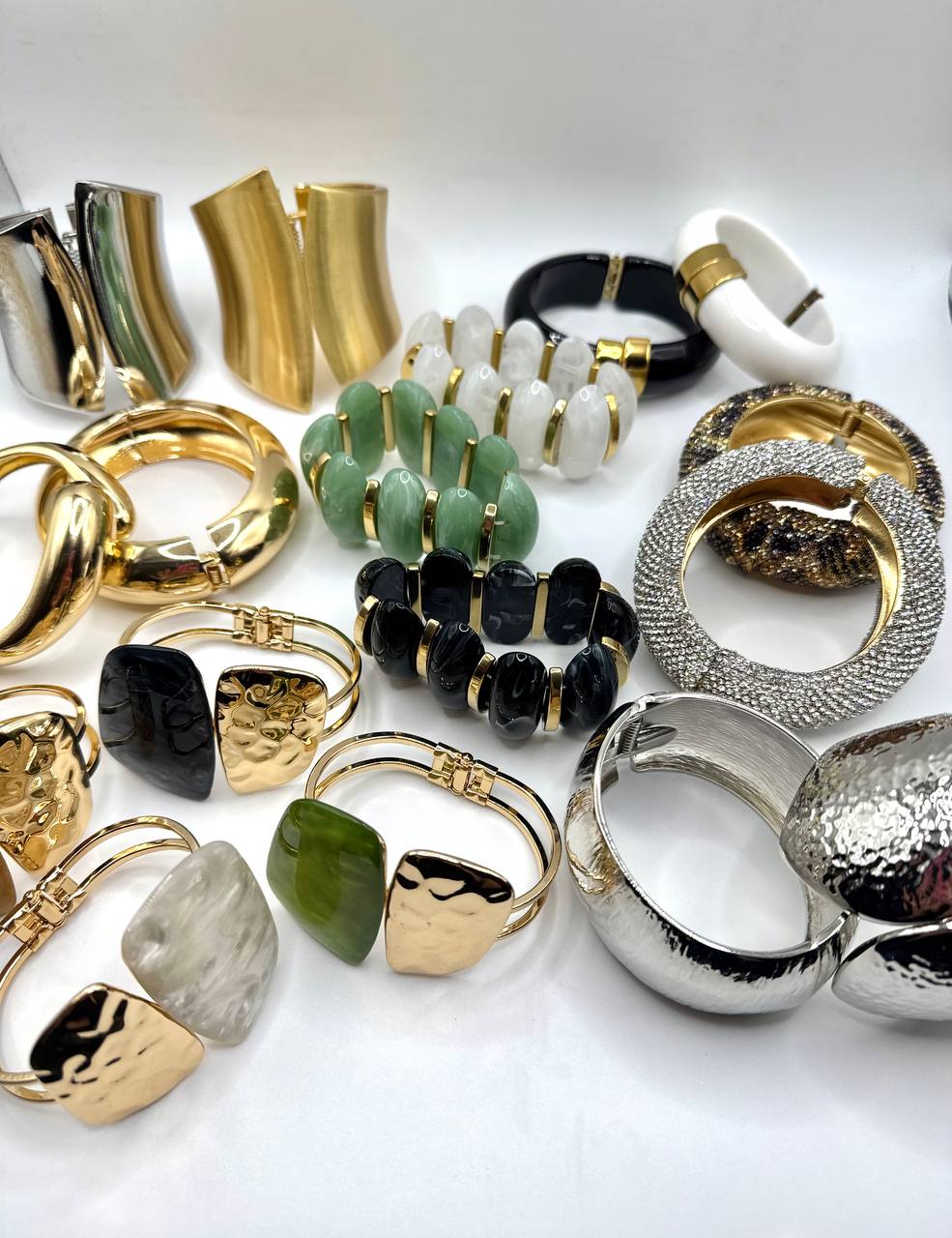 Bracciale rigido Egina