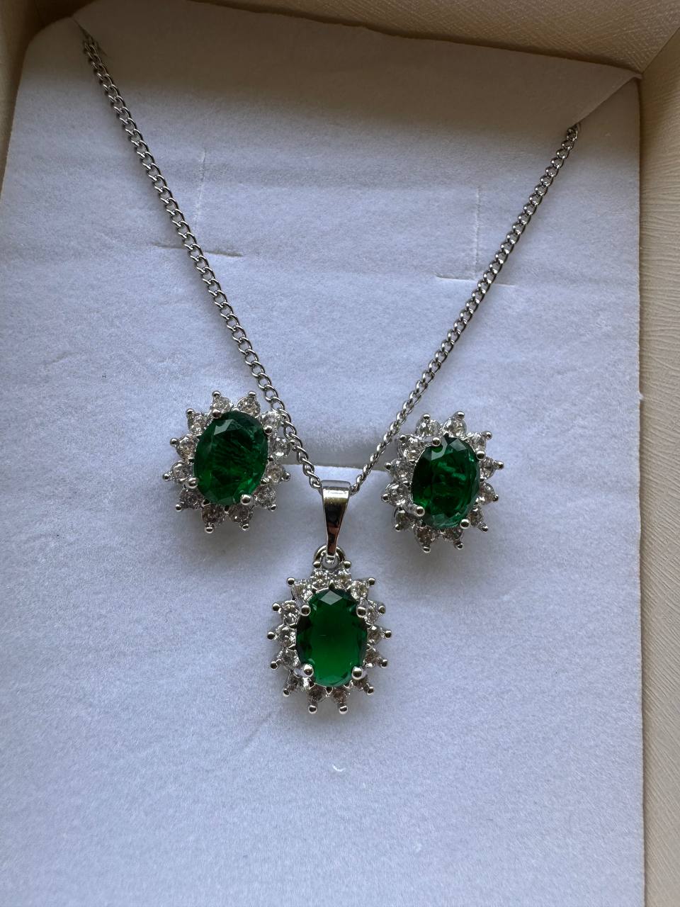 Orecchini e Collana Crystal Black and Green