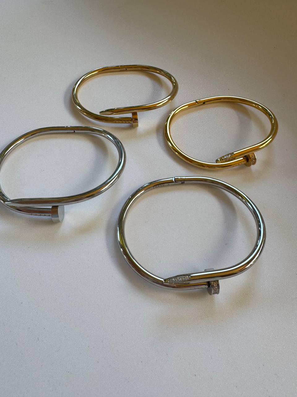 Bracciali rigidi