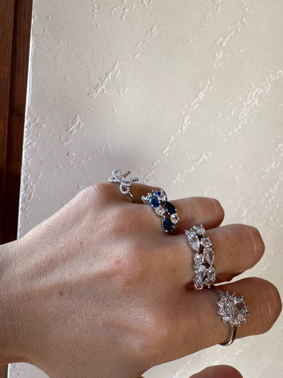 Anelli Crystal Line