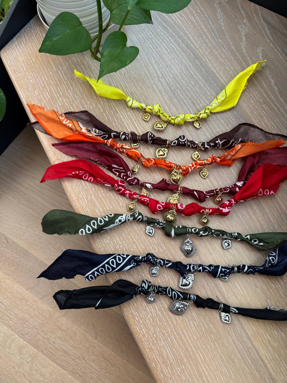 Cavigliere Bandane Charm Sacri Cuori