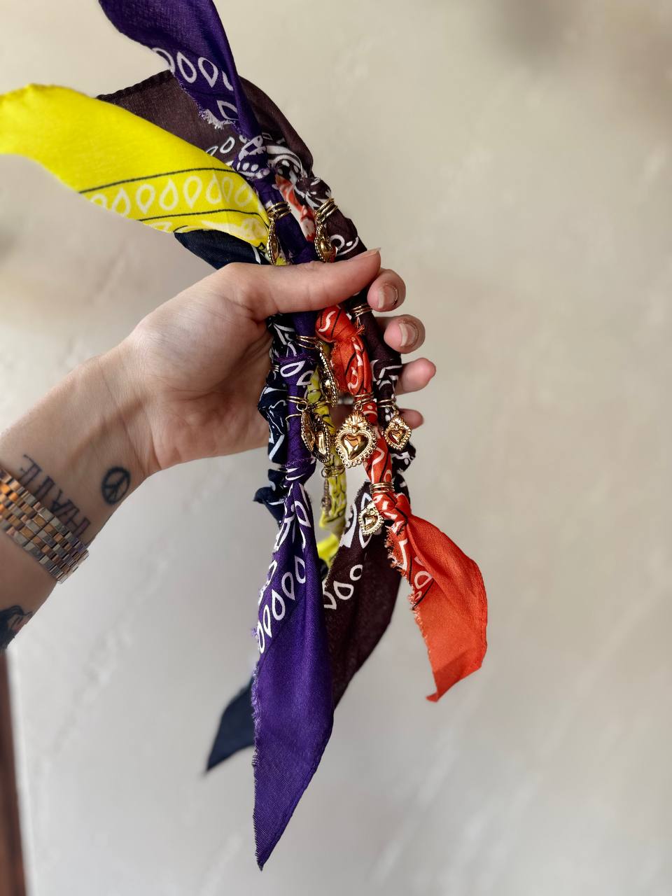 Cavigliere Bandane Charm Sacri Cuori